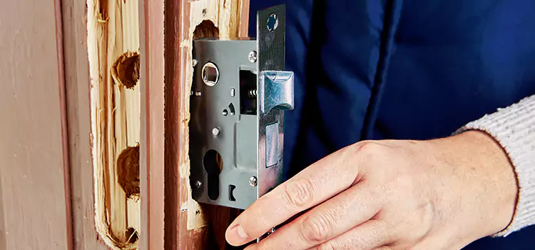 Garage Door Lock Replacement Coral Springs